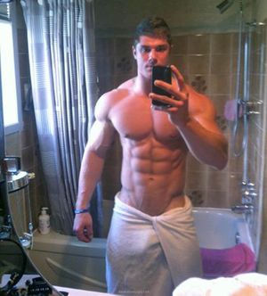 Amazing beautiful guys in underwear for your viewing pleasure!