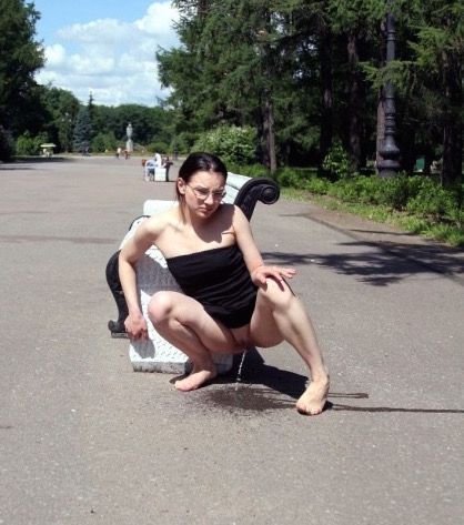 hotgirlspeeing:

The HOTTEST collection of pee girls on Tumblr!
