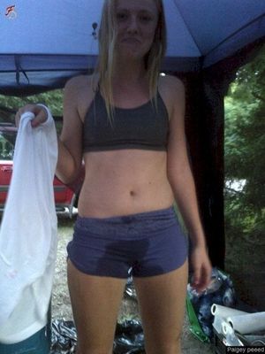 justpeeingmypants: Hello everyone, I’m back, was finally able...