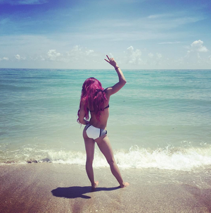 Sasha Banks Bikini Booty!