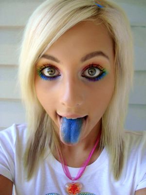 Looks like a cum target for Papa Smurf