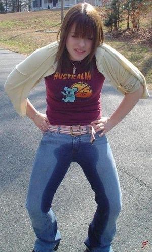 justpeeingmypants: your-piss-on-me: Australia :) Hello...
