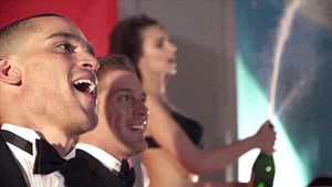 Her hand has that affect