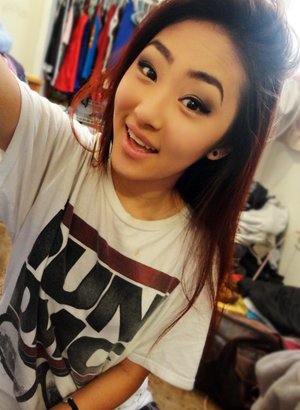 Rad Asian Girls nude freak out!