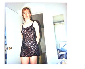 Can you see that rug matches curtains?