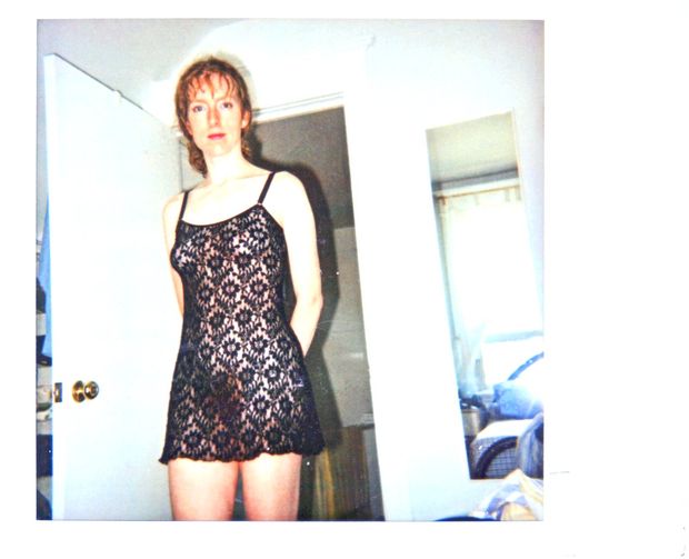 Can you see that rug matches curtains?