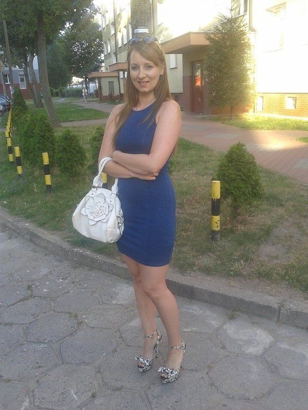 Blonde rookie posing outdoors