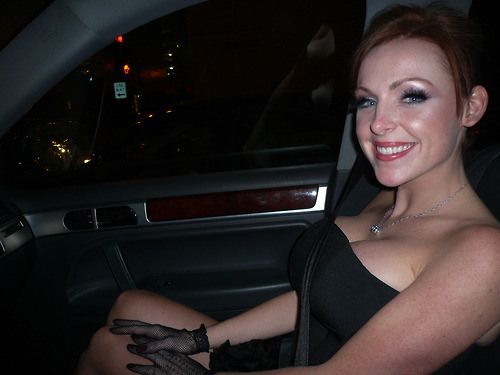 Amazing Sexy Redhead Had Pussy Skills On The Game