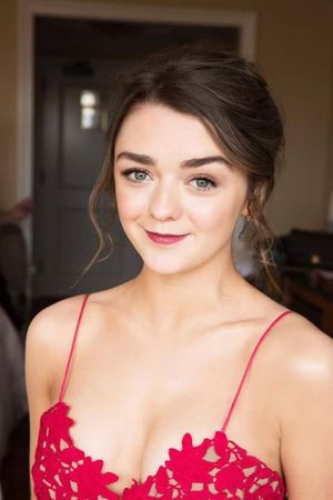 Maisie Williams - all grown up.