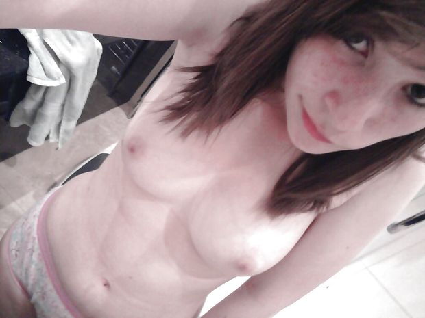 amateur selfshot