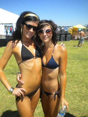 sexywithorwithout:Raven hair, tan, very skinny. Almost twins. Continue reading →