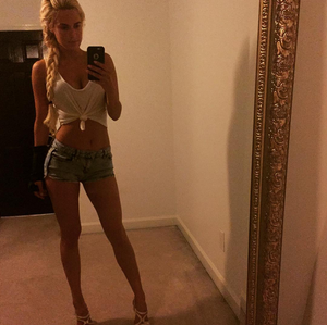 Lana Short Shorts Cleavage!
