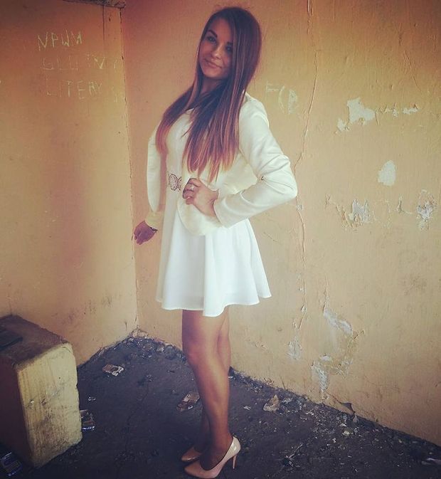 Nasty and horny blonde picked up and posing before fucking in abandoned building