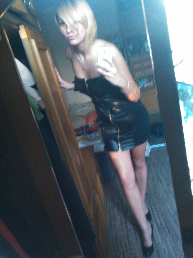 Nice selfie in black leather dress with sexy zipper