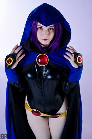 Raven Cosplay 5