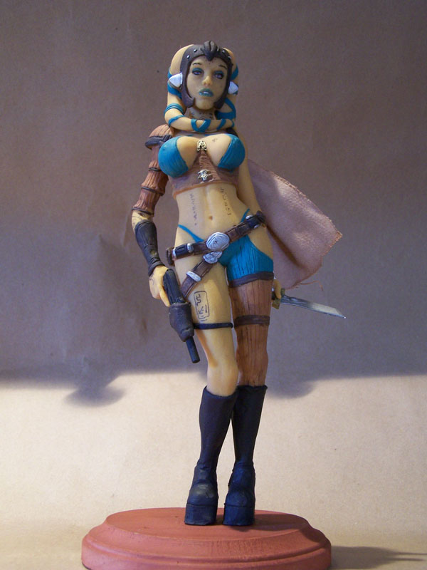 Gorgeous Twi'lek Star Wars babe action figure.