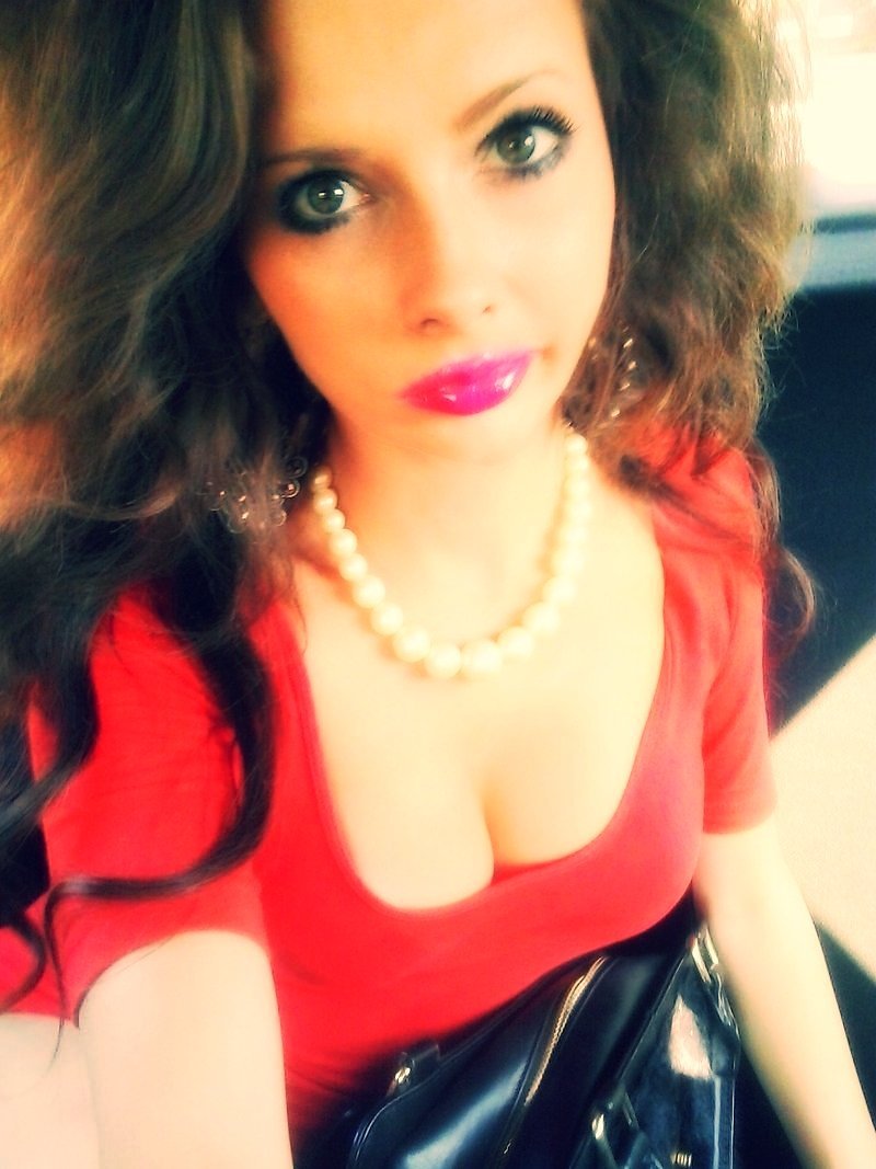 Bimbo face