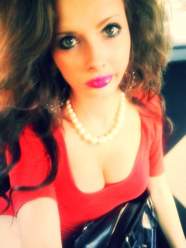 Bimbo face