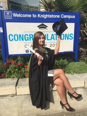 And now time to some wild dorm party