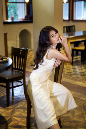 More Beautiful Amateur MILFSPhoto