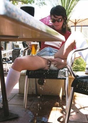 peeingteenhotties: Only hot peeing babes in my collection