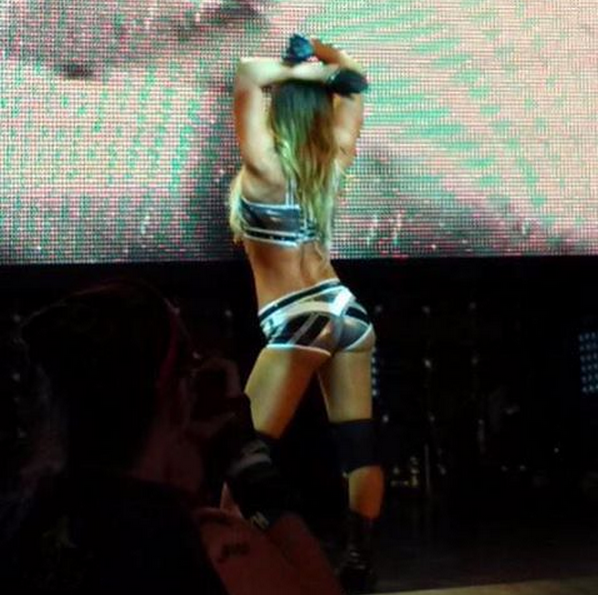 Re: Awesome Aussie Booty!