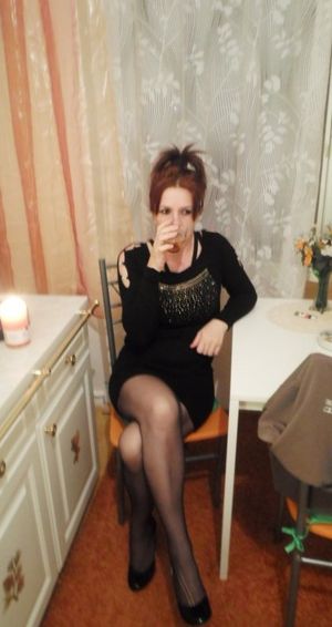 Nice redhead at the party