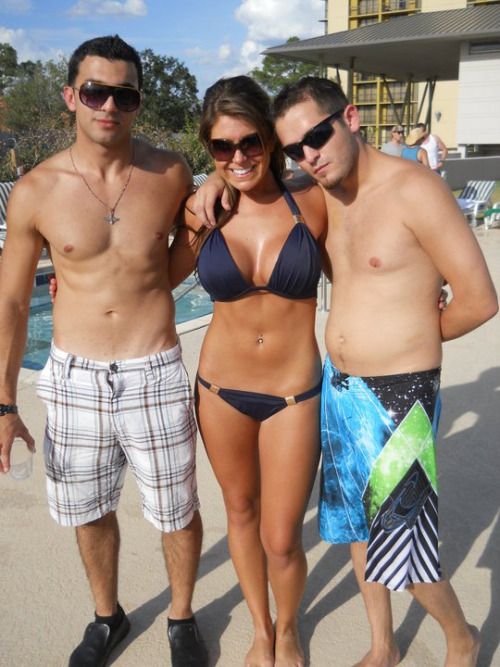 Holy shit she’s hot Continue reading →
