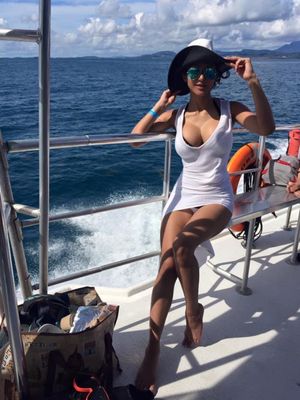 johnny-fuckin-utah:Yelinice Lopez