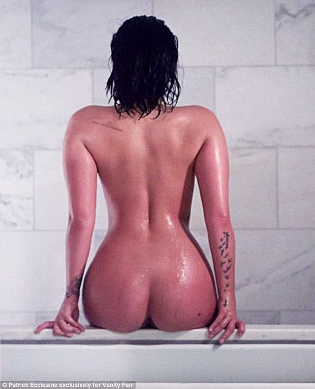Demi Lovato ass