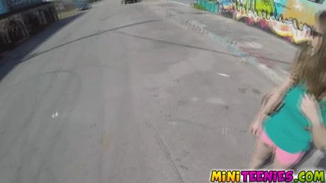 Molly Jane suck and fuck a dick for some quick cash