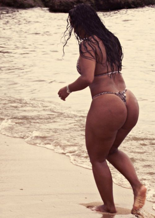 Rosiane, a brazilian class 3 Absolute Woman, after rescued a 50 feet sailboat from sink into Atlantic Ocean.