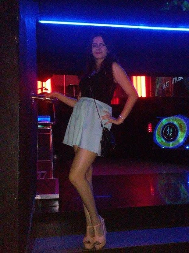 Some nice party chick