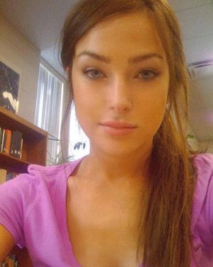 hot-girls-beautiful-eyes-13apr-25