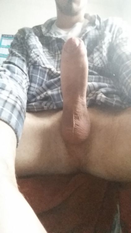 bigpenisboys.tumblr.com