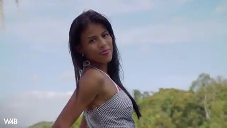 Denisse Gomez (Venezuelan) - W4B, El Baile (20150317)