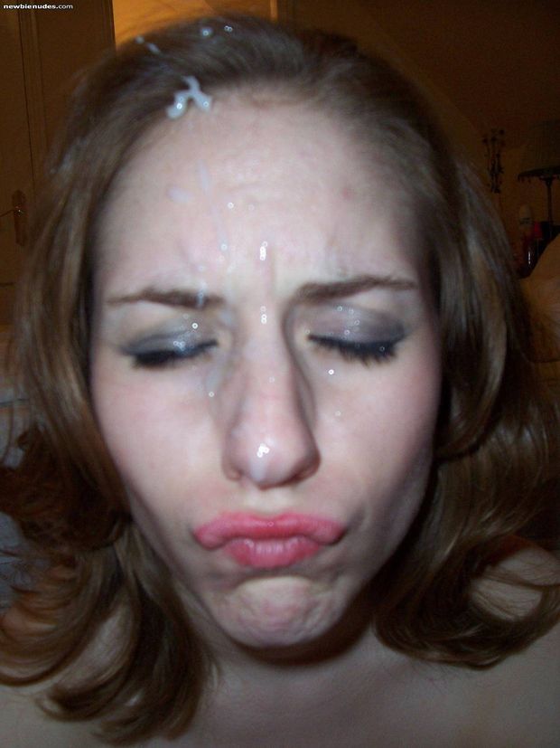 Facials! Pics Of Ladies Who Love Cum On Their Face!