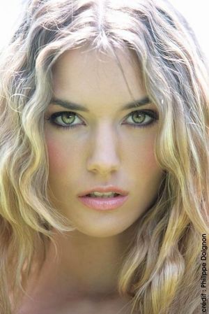 thatswhaticallsexy:Nadege Dabrowski