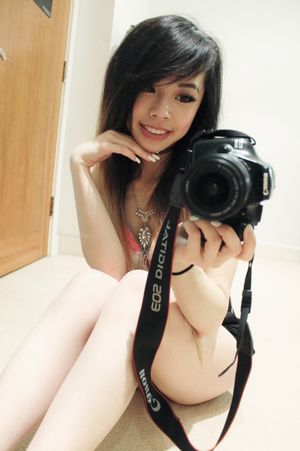 Rad Asian Girls nude freak out!