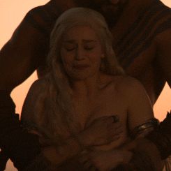 Emilia Clarke Prepares For Insertion (Game Of Thrones)