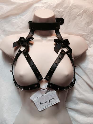 Follow us ➝ Tied And Helpless

Tied Slaves ➝...