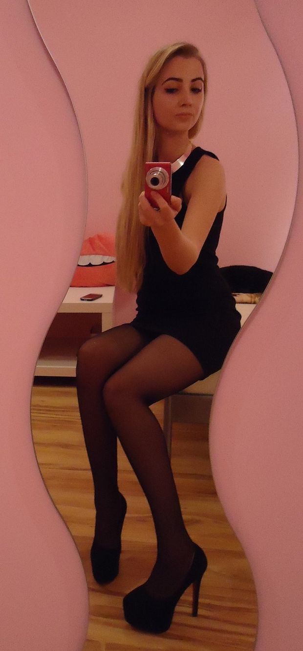 Homemade photo shoot in new sexy outfit