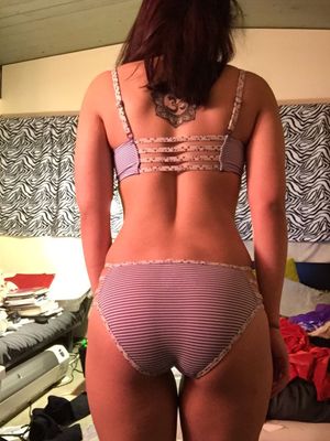 satansmokesmeup: I love matching Continue reading →