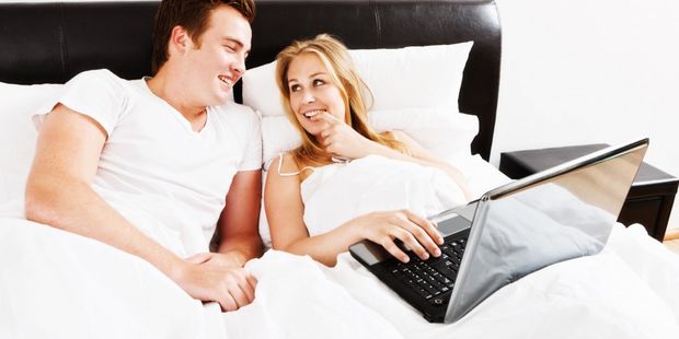 I CAN’T (AND WON’T) TELL YOU HOW TO FEEL ABOUT PORN