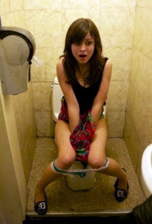 my-hidden-garden:

Surprised toilet princess