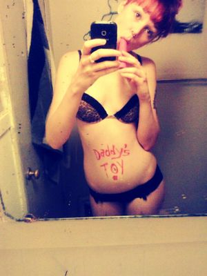 View the huge archive of all fetish selfshots here and submit your own fetish selfshot here or send it to fetishselfies@gmail.com to become famous!