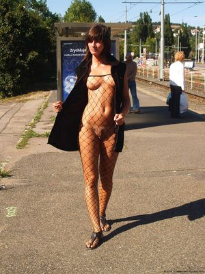 for more sluts in public posts ok then follow and reblog