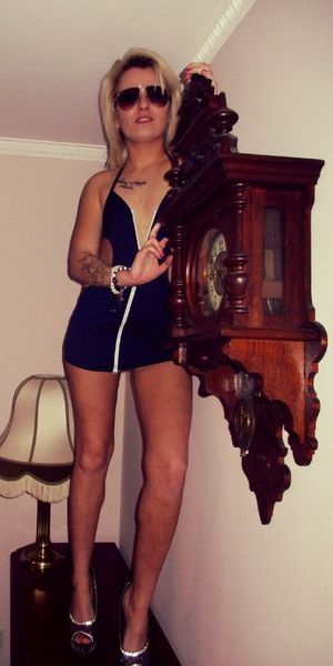 Wasted bimbo going crazy and ... horny