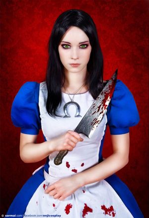 alice_madness_returns_cosplay_by_enjinight