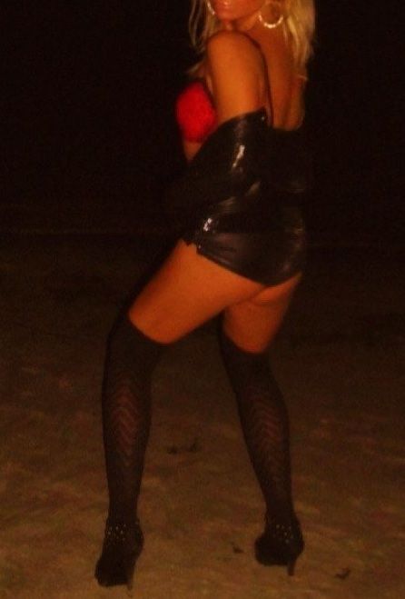 Some blonde hotwife making a little peep show before real action started